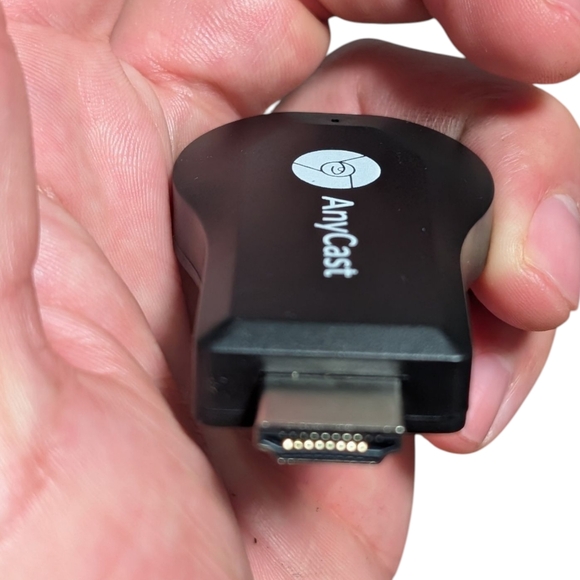 Black Wireless HDMI Display Adapter - Picture 4 of 5